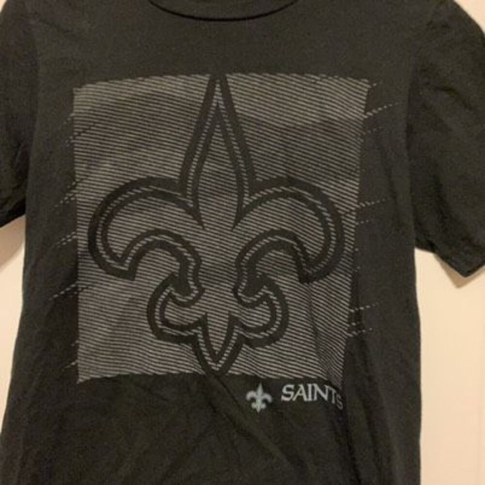 New Orleans Saints Size Small Majestic Triple Peak T-Shirt - Picture 2 of 4
